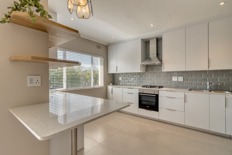 To Let 2 Bedroom Property for Rent in Lionviham Western Cape